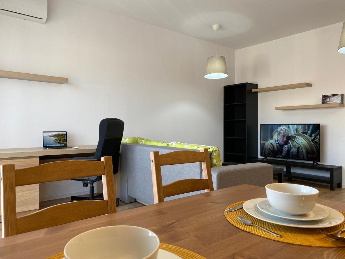 Glam Apartments Lipatti Near Iulius Mall And City Center Timisoara Bagian luar foto