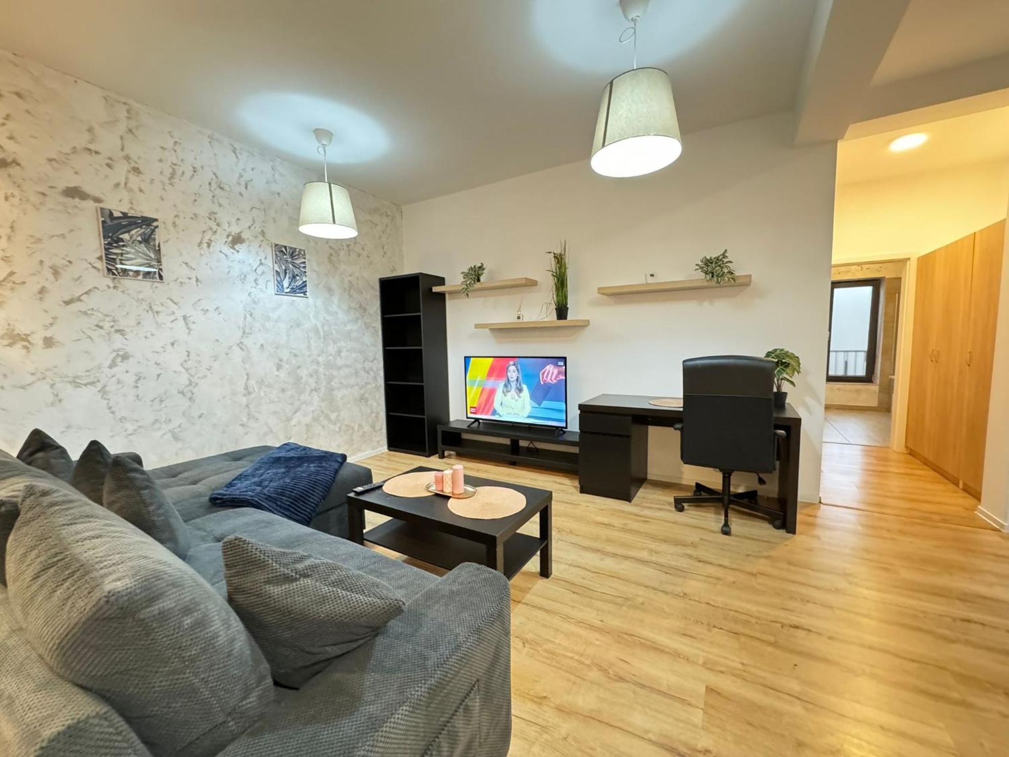 Glam Apartments Lipatti Near Iulius Mall And City Center Timisoara Bagian luar foto